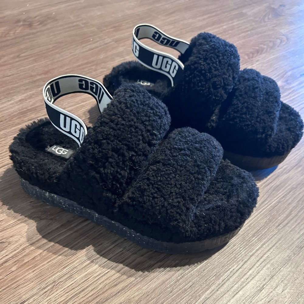 UGG